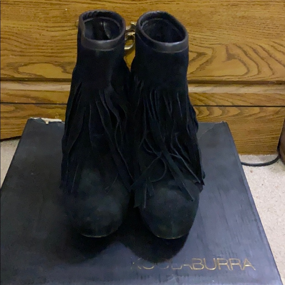 Wedge bootie with tassels